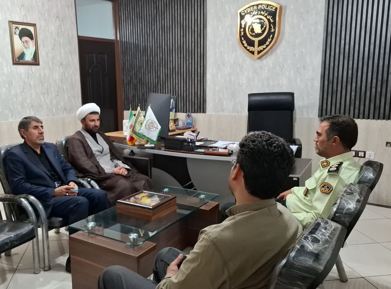 دبیر ستاد امر به معروف و نهی از منکر لرستان با رئیس پلیس فتای لرستان دیدار کرد.